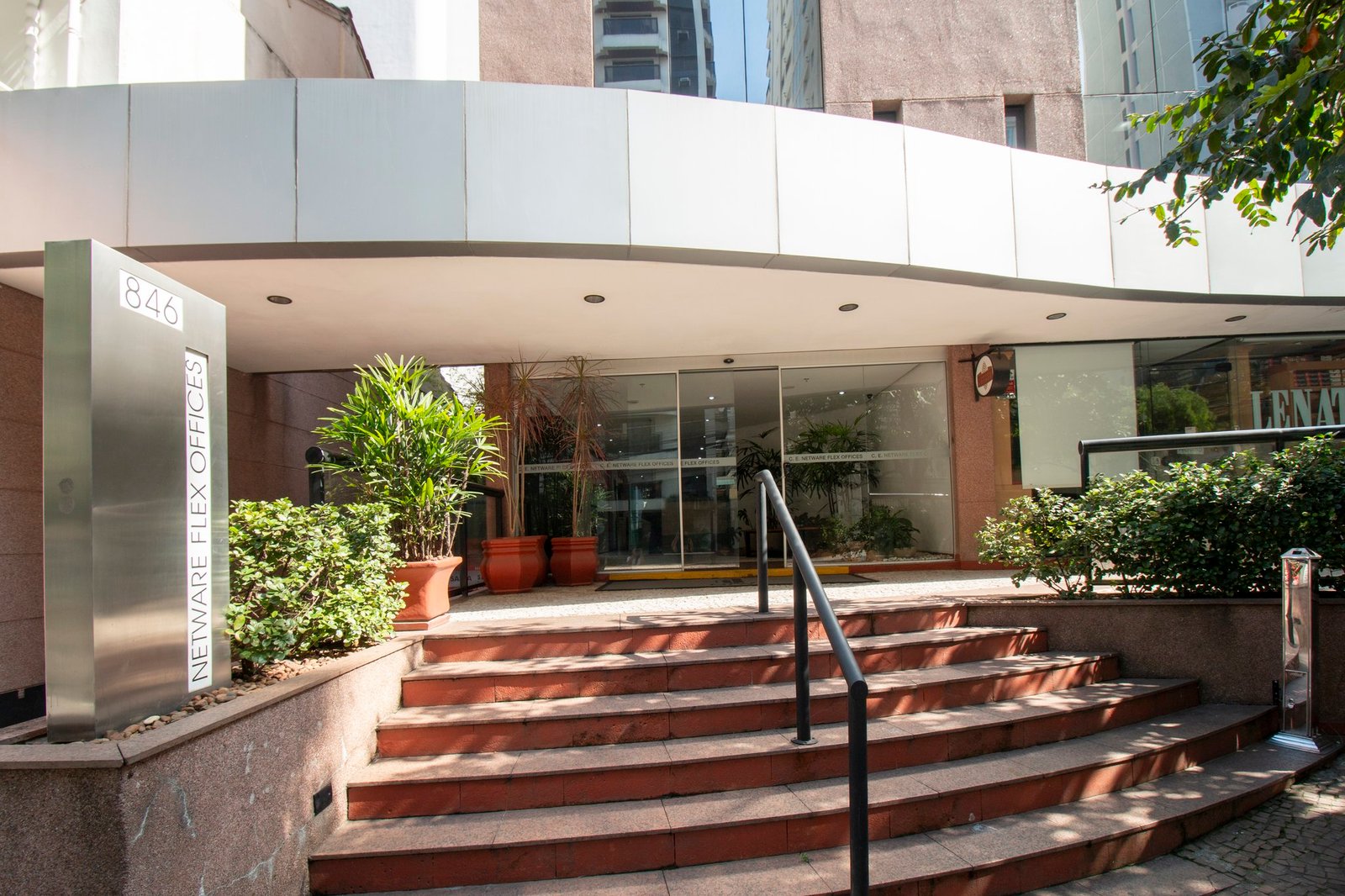 Fachada do escritório